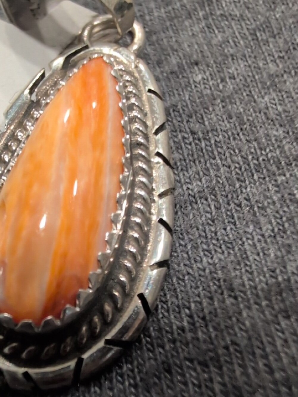Peggy Skeets Navajo Orange Spiny Teardrop Pendant Necklace - Picture 2 of 3